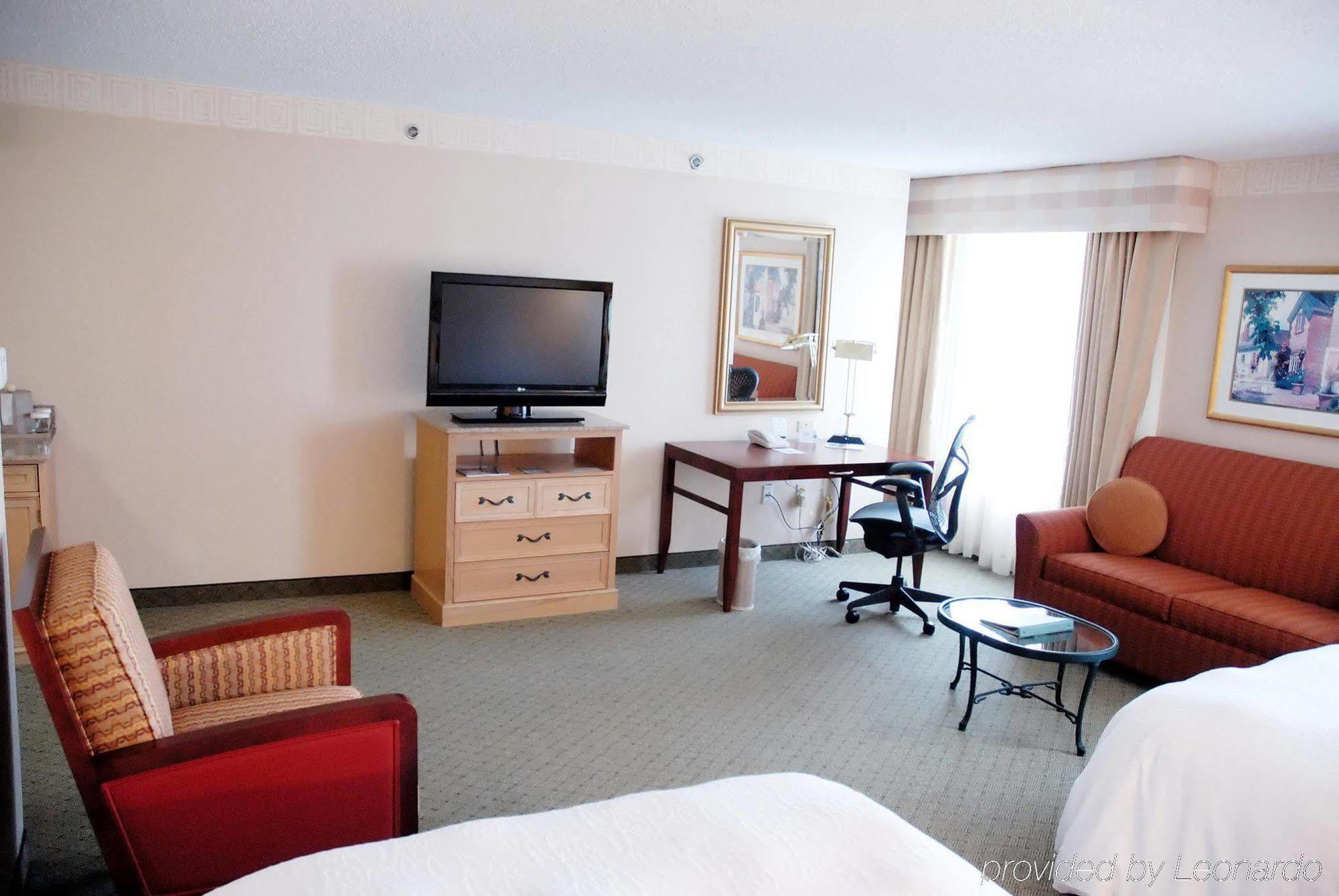 Hilton Garden Inn Atlanta North/Johns Creek Exterior photo